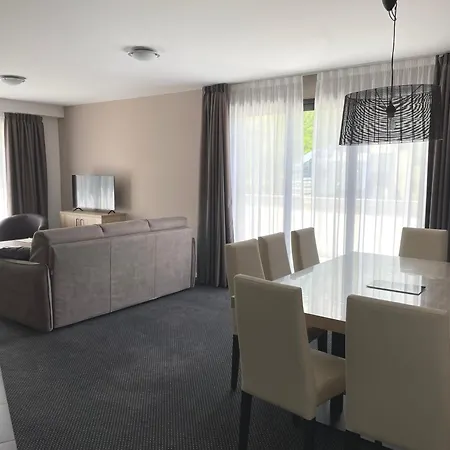 3 Pieces Pour 10 Pers, Piscine, Animaux Admis - Fr-1-860-17 Appartement Eaux-Bonnes